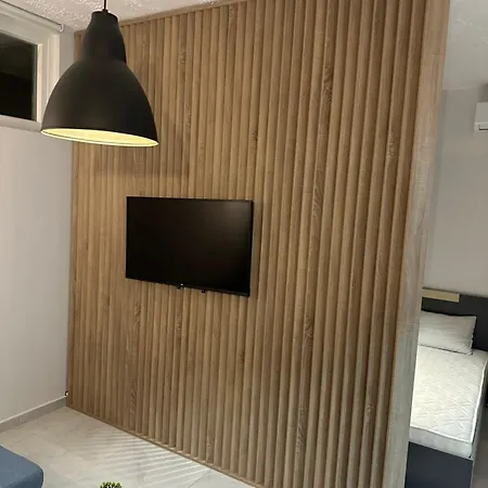 Apartment Semi Ground Angels